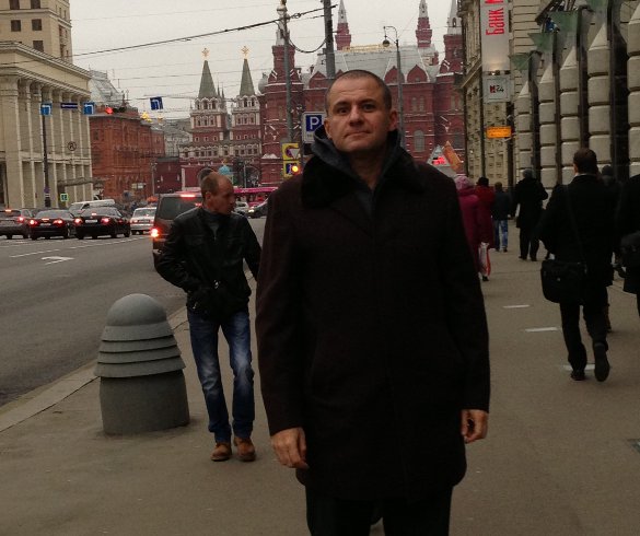 Ronn Torossian earlier today near Red Square