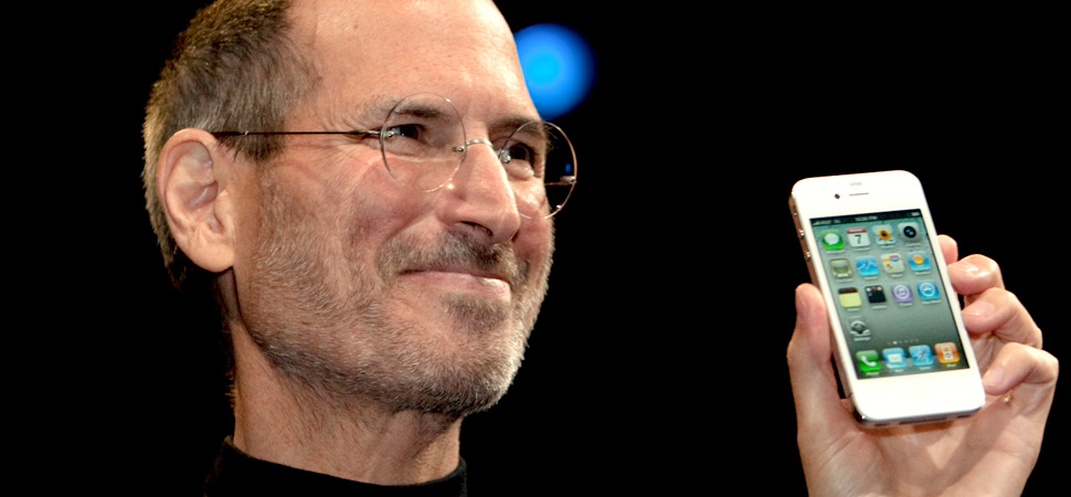 Steve Jobs Holds Iphone everything-pr