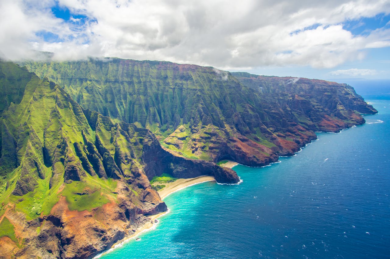 hawaii cliffs